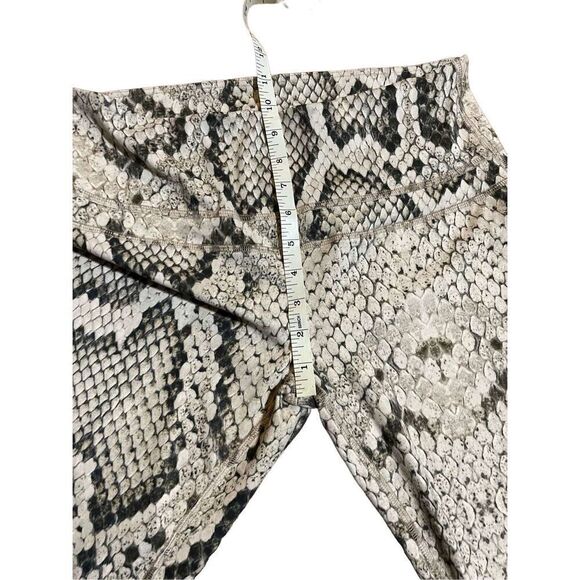Varley snakeskin print athletic leggings small - Picture 10 of 10